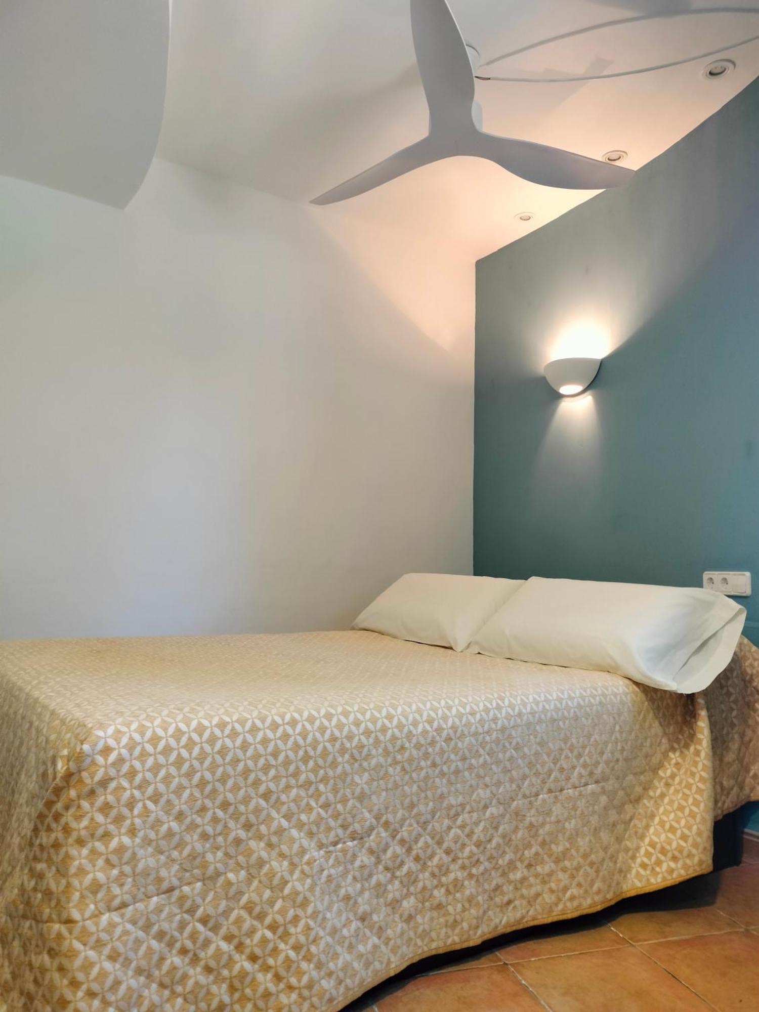 Apartamentos Montgo 데니아 외부 사진
